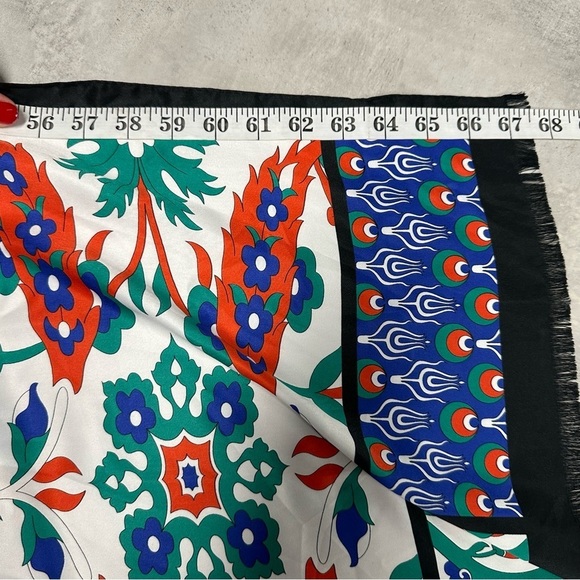 Vintage Oblong Scarf Shawl 100% Silk 28"x67" Floral‎ Black Trim Fringe Turkey - Picture 5 of 8